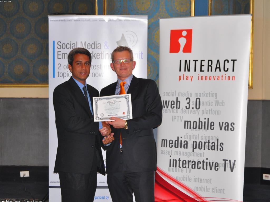 ការបង្កើតម៉ាករបស់អ្នកនៅលើអ៊ីនធឺណិត