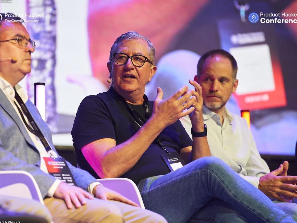 ការកែលម្អការផ្តល់ជូន និងក្រុមហ៊ុន